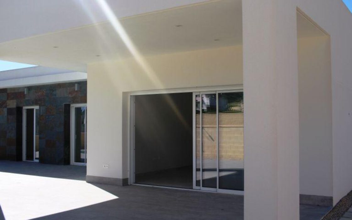 Вілла з басейном 3 спальні в Ла Романе 134 кв.м біля моря