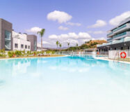 Квартира с террасой в Михас Коста, 105 кв.м, море рядом