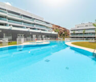 Квартира с террасой в Михас Коста, 105 кв.м, море рядом