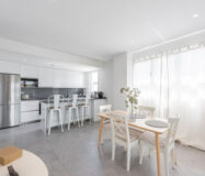 Квартира с террасой в Михас Коста, 105 кв.м, море рядом