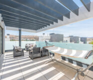 Квартира с террасой в Михас Коста, 105 кв.м, море рядом