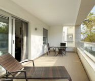 Квартира с террасой в Сан Педро де Алькантара 106 кв.м