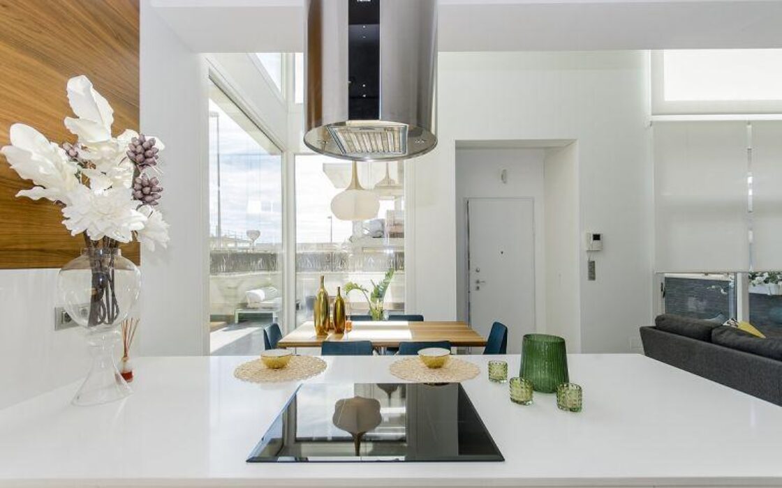 Вилла с частным бассейном в Сьюдад-Кесаде 101 кв.м