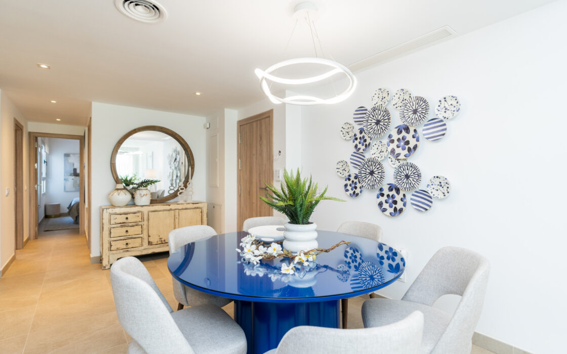 Квартира 2 спальни в Эстепоне с террасой у гольф-поля