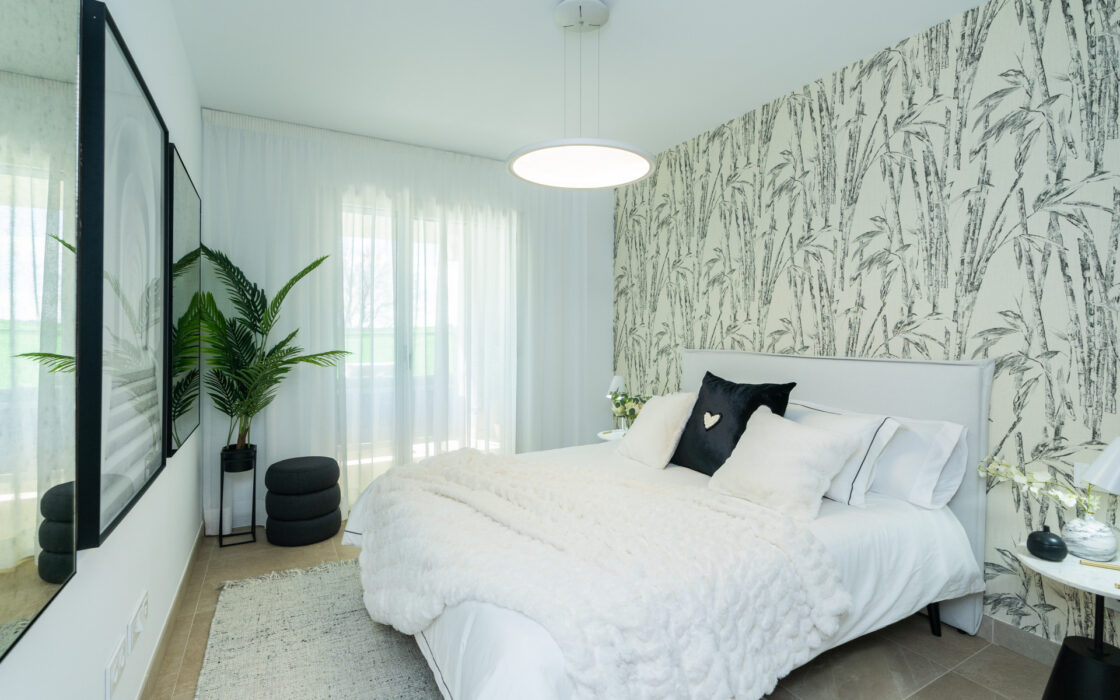 Квартира 2 спальни в Эстепоне с террасой у гольф-поля