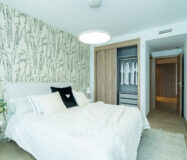 Квартира 2 спальни в Эстепоне с террасой у гольф-поля