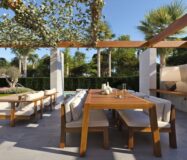 Новые виллы с бассейном в 2 минутах от пляжа Агуамарина