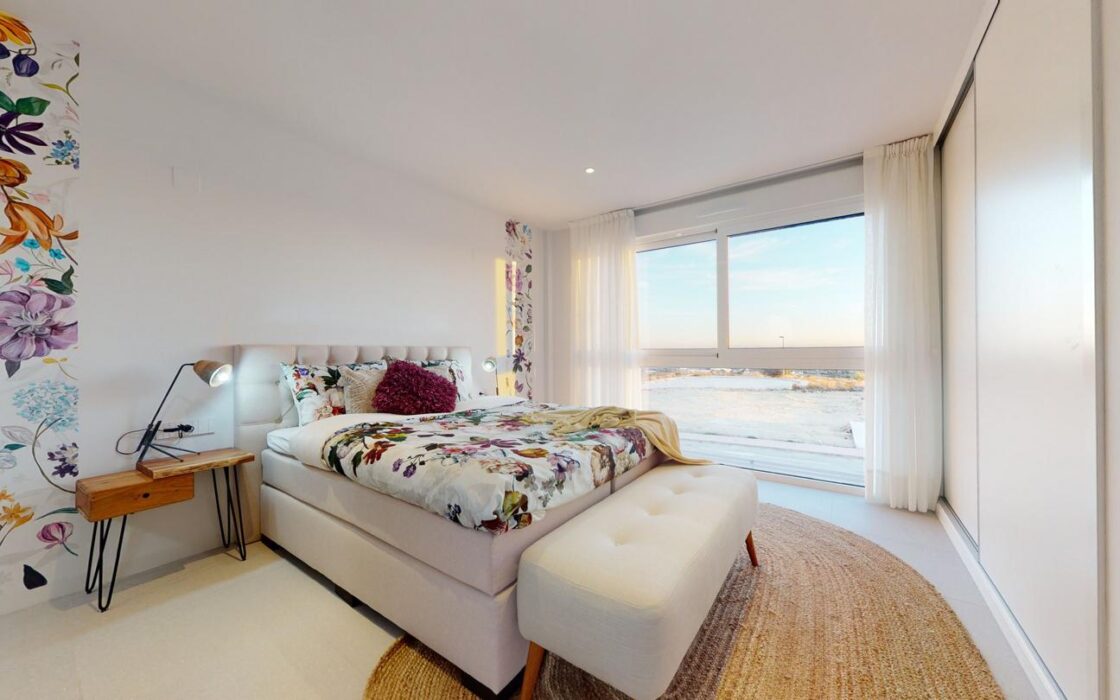 Автономні вілли біля моря в Аліканті з басейном 118 кв.м