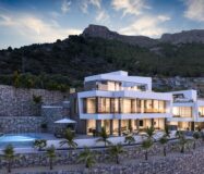 Нові вілли в Кальпе з видом на море та терасою 410 кв.м