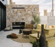 Дизайнерская вилла 250 кв.м с видом на море в Рохалесе