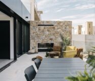 Дизайнерская вилла 250 кв.м с видом на море в Рохалесе