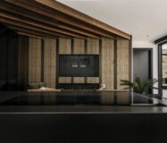 Дизайнерская вилла 250 кв.м с видом на море в Рохалесе