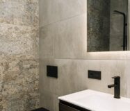 Дизайнерская вилла 250 кв.м с видом на море в Рохалесе