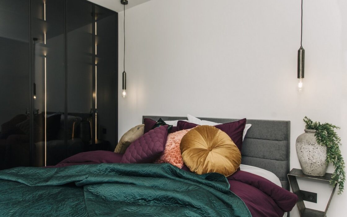 Дизайнерская вилла 250 кв.м с видом на море в Рохалесе