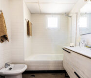 Квартира с террасой в Манильве, 73.51 кв.м, 3 комнаты