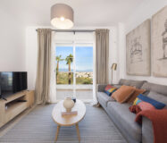 Квартира с террасой в Манильве, 73.51 кв.м, 3 комнаты