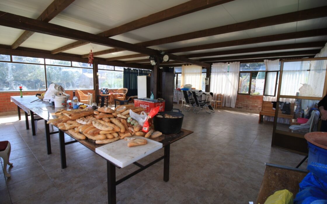 Будинок в Оріуела Коста з терасою та басейном 200 кв.м