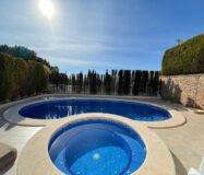 Будинок у Сьюдад-Кесада 244 кв.м з видом на море та терасою