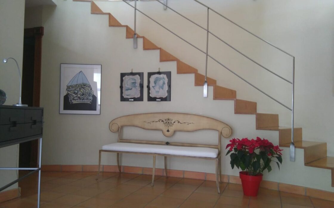 Вілла з басейном у Баньерес-де-Мариола, 4 спальні