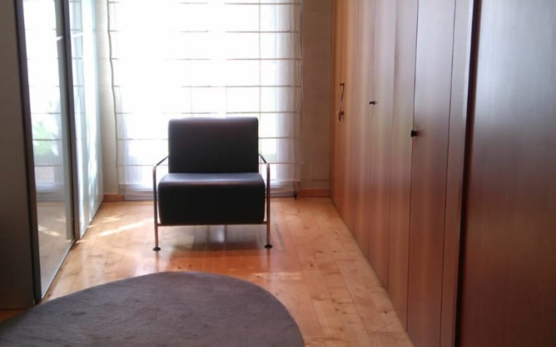 Вілла з басейном у Баньерес-де-Мариола, 4 спальні