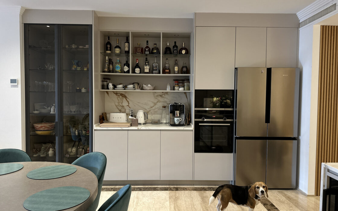 Четырехкомнатная квартира в Новой Золотой Миле с террасой