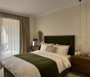 Четырехкомнатная квартира в Новой Золотой Миле с террасой