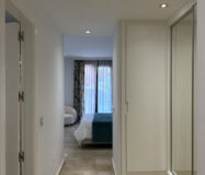 Четырехкомнатная квартира в Новой Золотой Миле с террасой