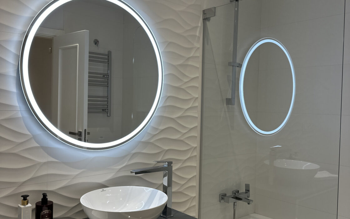 Четырехкомнатная квартира в Новой Золотой Миле с террасой