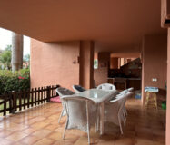 Четырехкомнатная квартира в Новой Золотой Миле с террасой