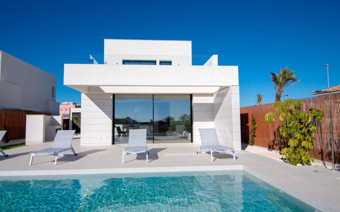 Вілли в Лос-Монтесинос з приватним басейном та терасою