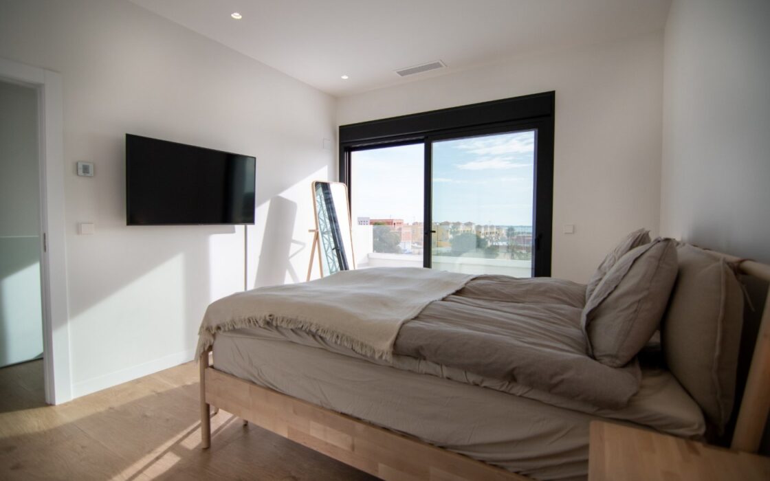 Вілли в Лос-Монтесинос з приватним басейном та терасою