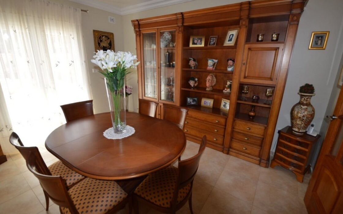 Вілла з басейном в Кабо Роиг, 276 кв.м, 4 спальні