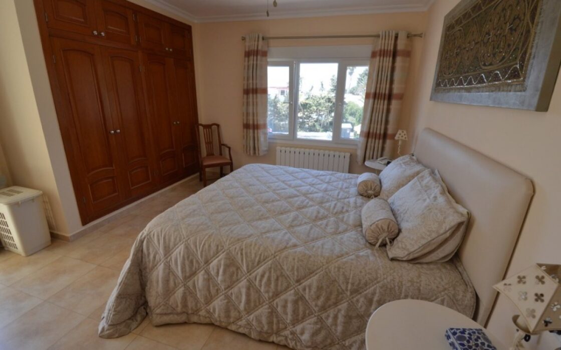 Вілла з басейном в Кабо Роиг, 276 кв.м, 4 спальні