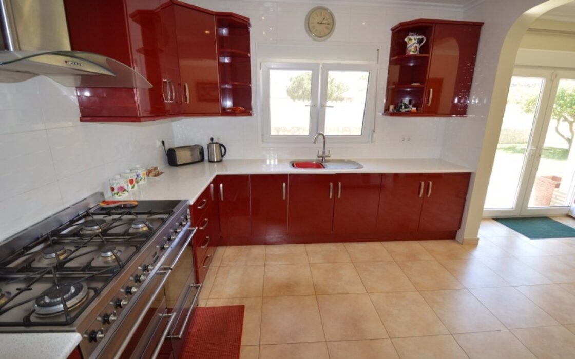 Вілла з басейном в Кабо Роиг, 276 кв.м, 4 спальні