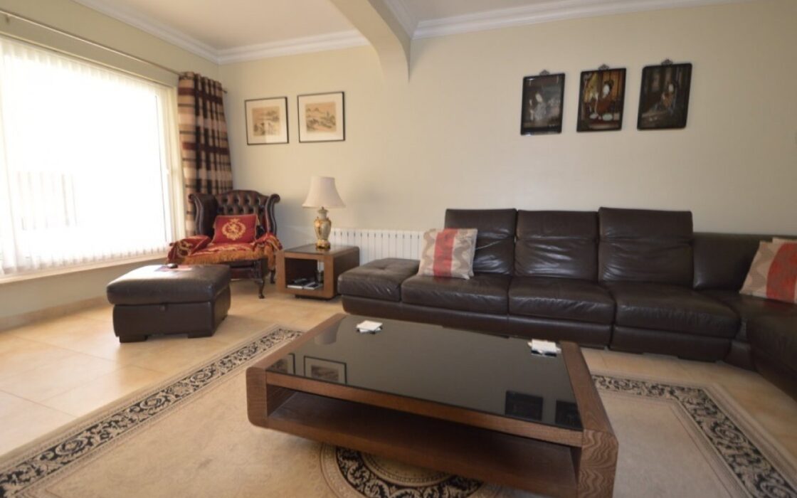 Вілла з басейном в Кабо Роиг, 276 кв.м, 4 спальні