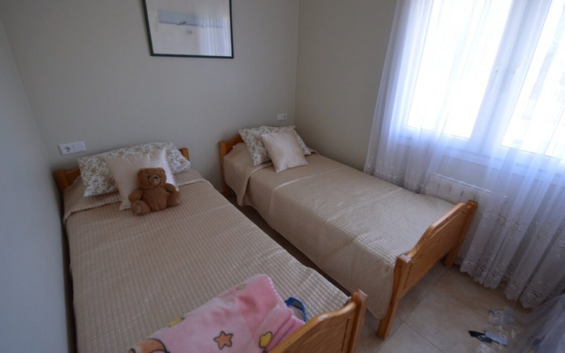 Вілла з басейном в Кабо Роиг, 276 кв.м, 4 спальні