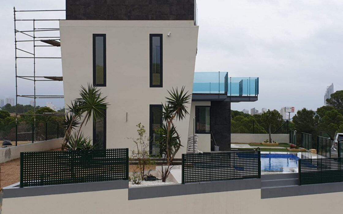 Вілли з видом на море в Фінестраті 110 кв.м з терасою