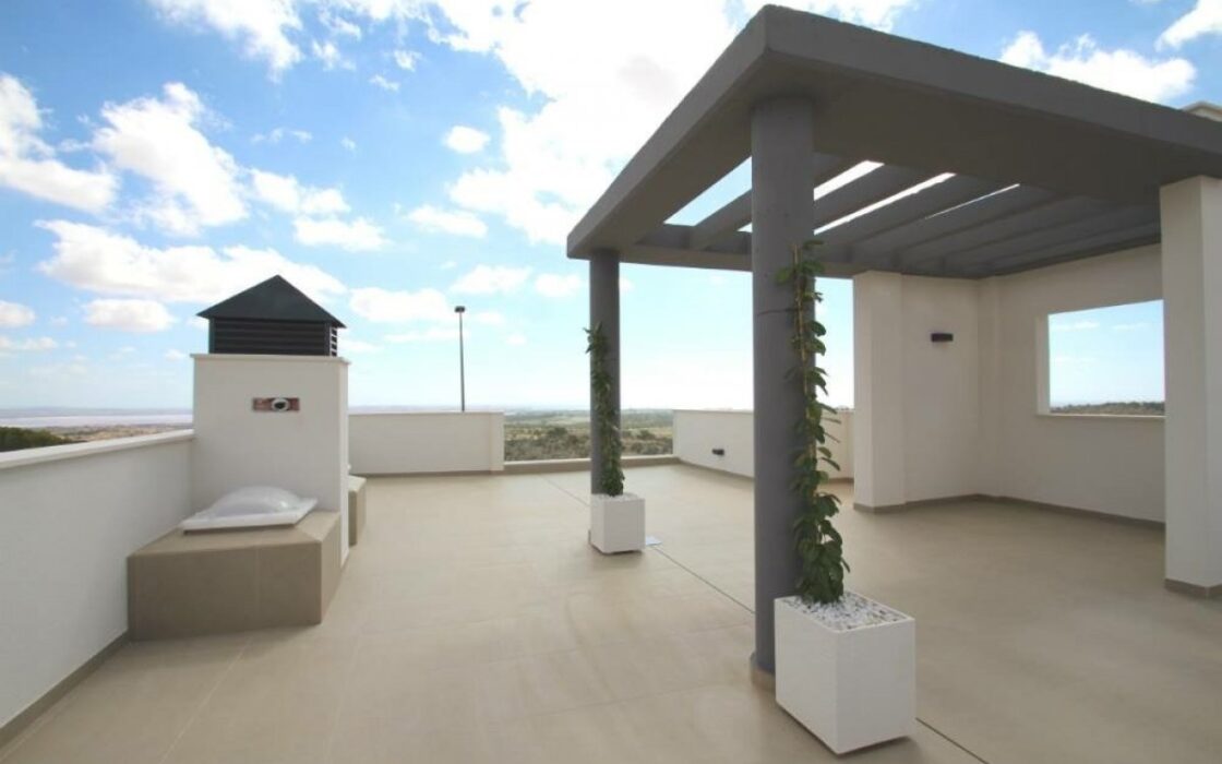 Вілла Deluxe в Кампоамор з басейном 168 кв.м біля моря