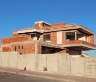 Новий будинок з терасами в Сьюдад-Кесада 350 кв.м