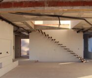 Новий будинок з терасами в Сьюдад-Кесада 350 кв.м