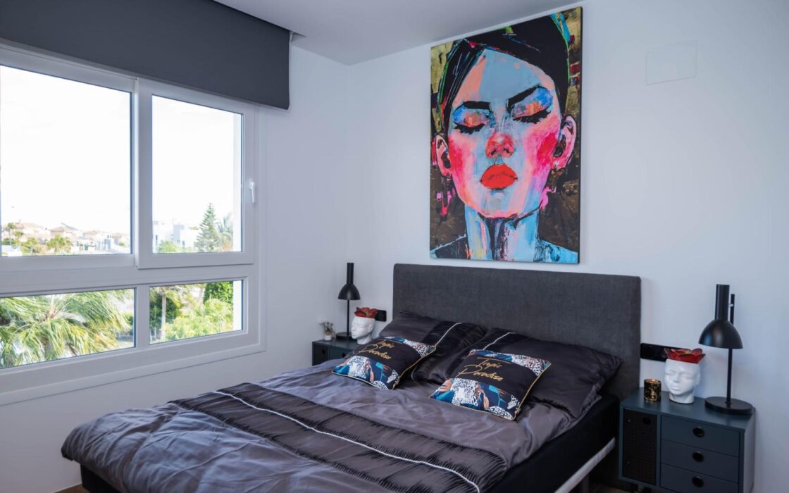 Апартаменты в Торревьехе 78 кв.м с террасой у моря