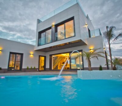 Вілли з басейном в Оріуелі від 469000 євро, вид на природу