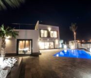 Вілли з басейном в Оріуелі від 469000 євро, вид на природу