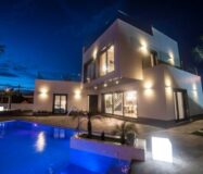 Вілли з басейном в Оріуелі від 469000 євро, вид на природу