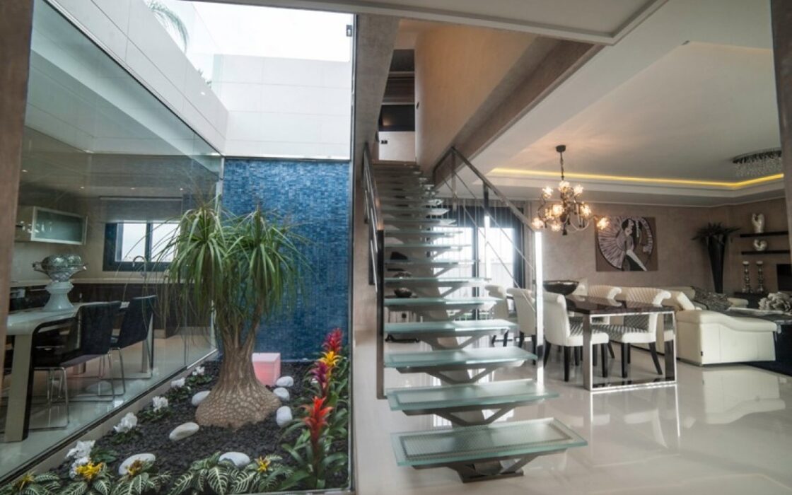 Вілли з басейном в Оріуелі від 469000 євро, вид на природу