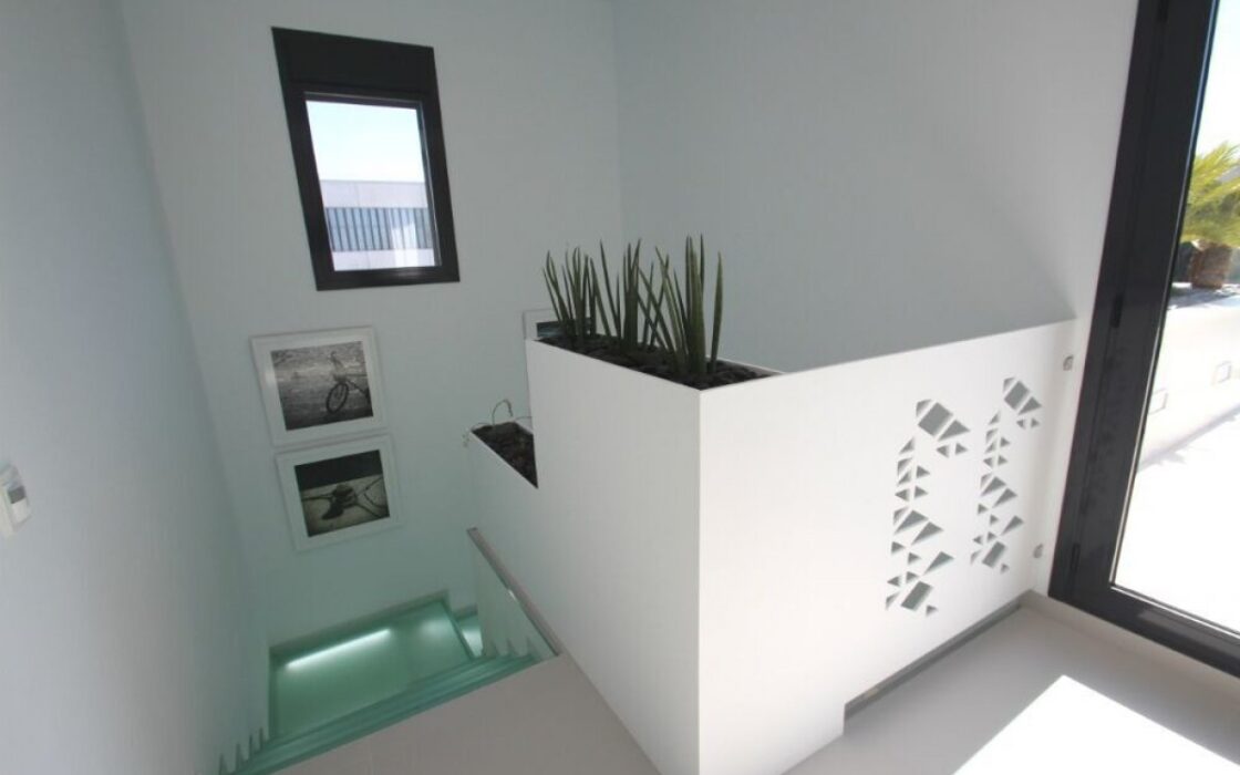 Виллы в комплексе Bellavista Ориуэла 197 кв.м с бассейном