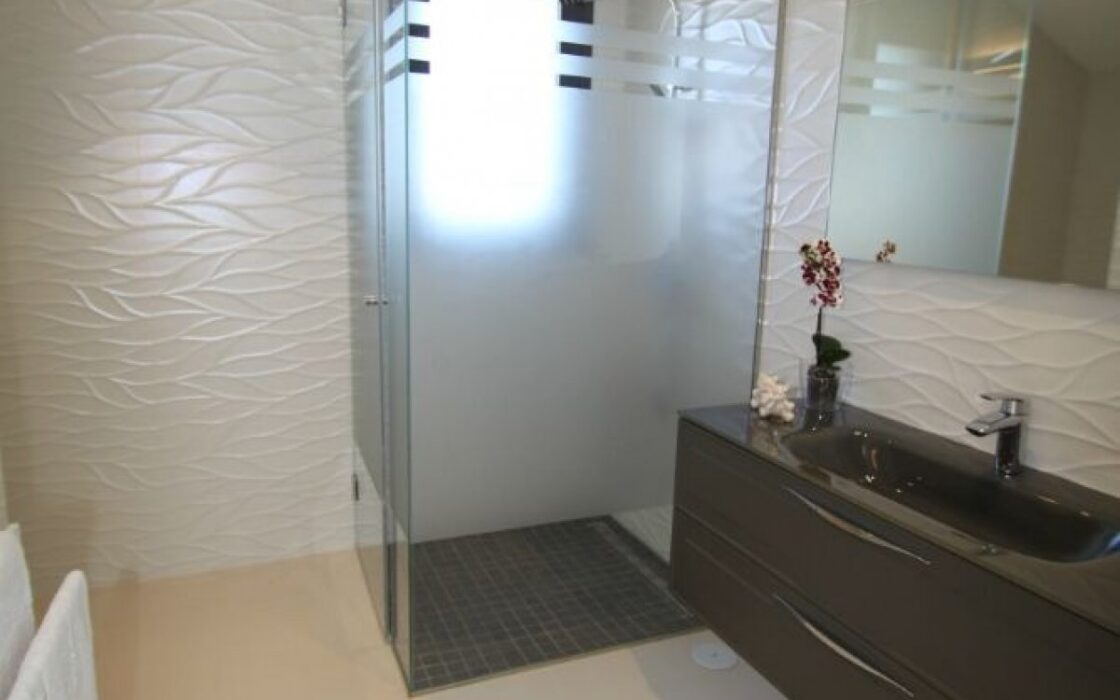 Виллы в комплексе Bellavista Ориуэла 197 кв.м с бассейном