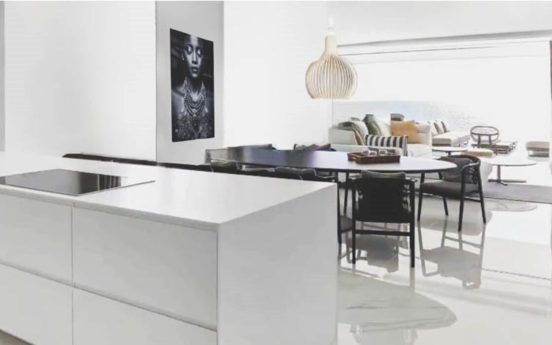 Новые апартаменты с террасой и видом на горы Реллеу 256 кв.м