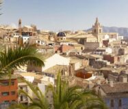 Нові апартаменти в Реллеу з видом на гори 115 кв.м