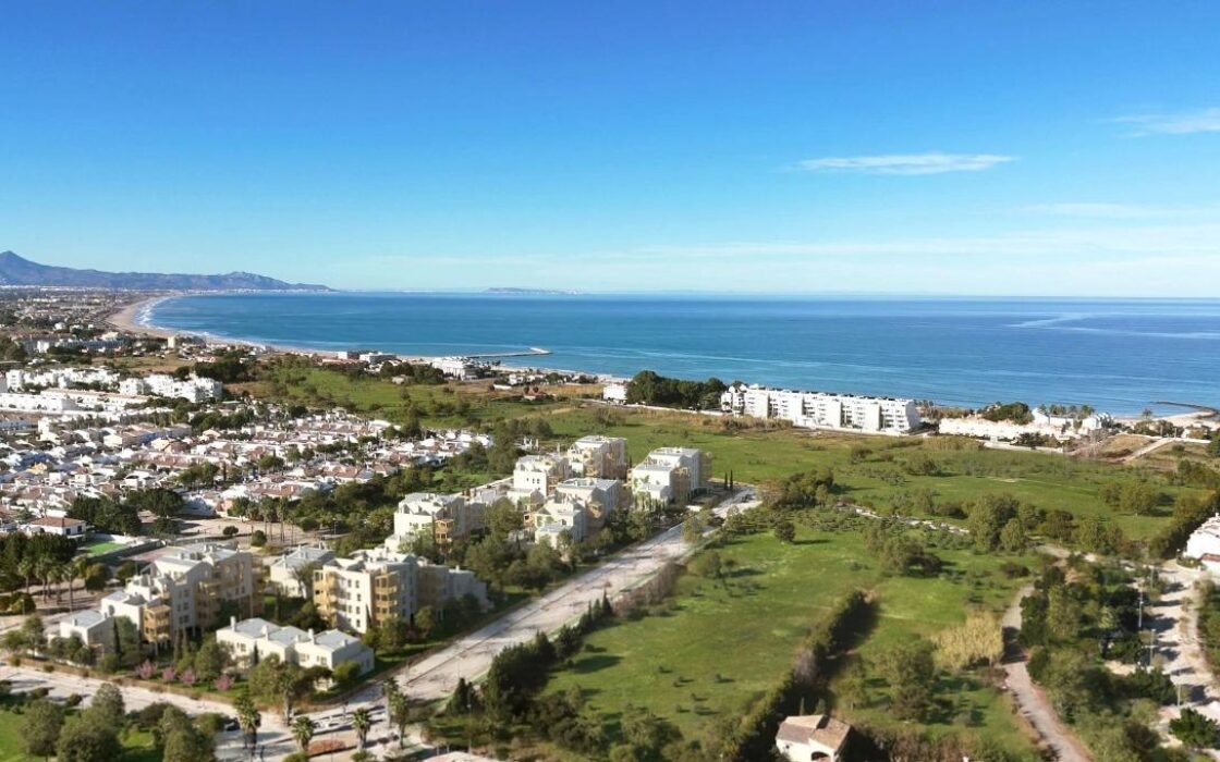 Нові екологічні будинки в Ель-Вержере біля моря з терасами